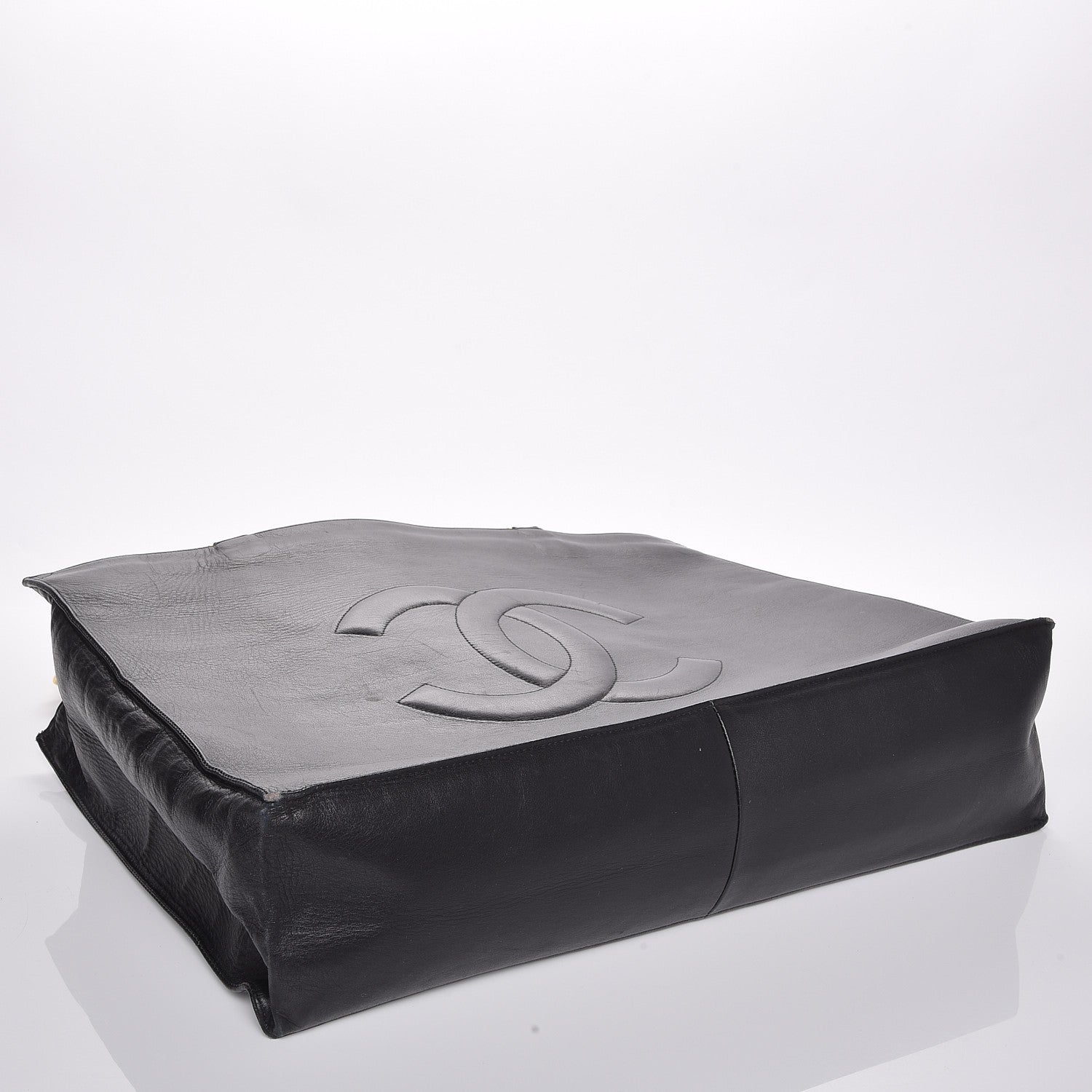 Chanel Lambskin CC Tote Black 4 of 7