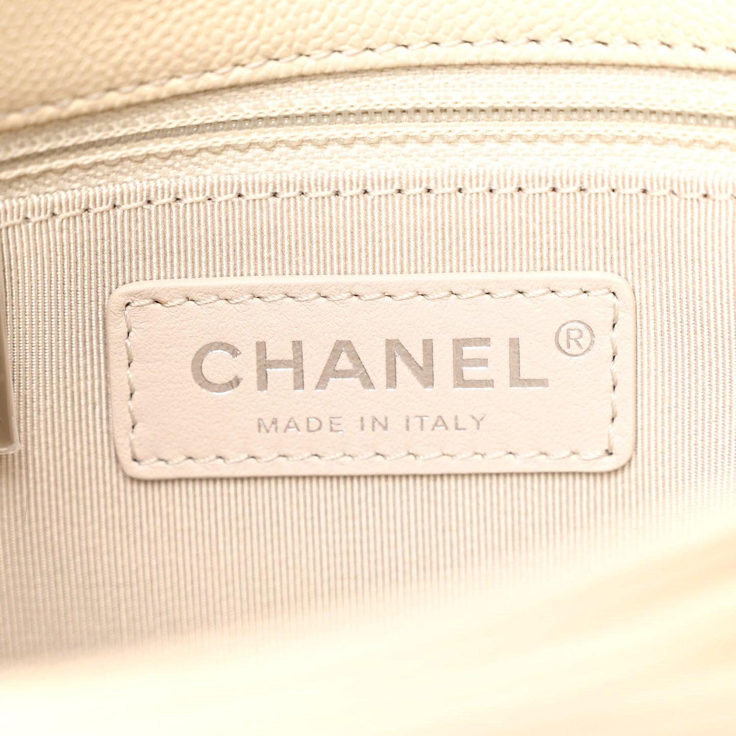 Caviar Quilted Large Urban Companion Flap White