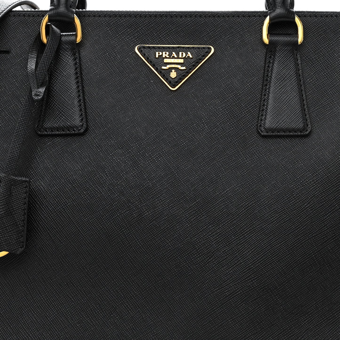 Saffiano Lux Medium Galleria Double Zip Tote Black