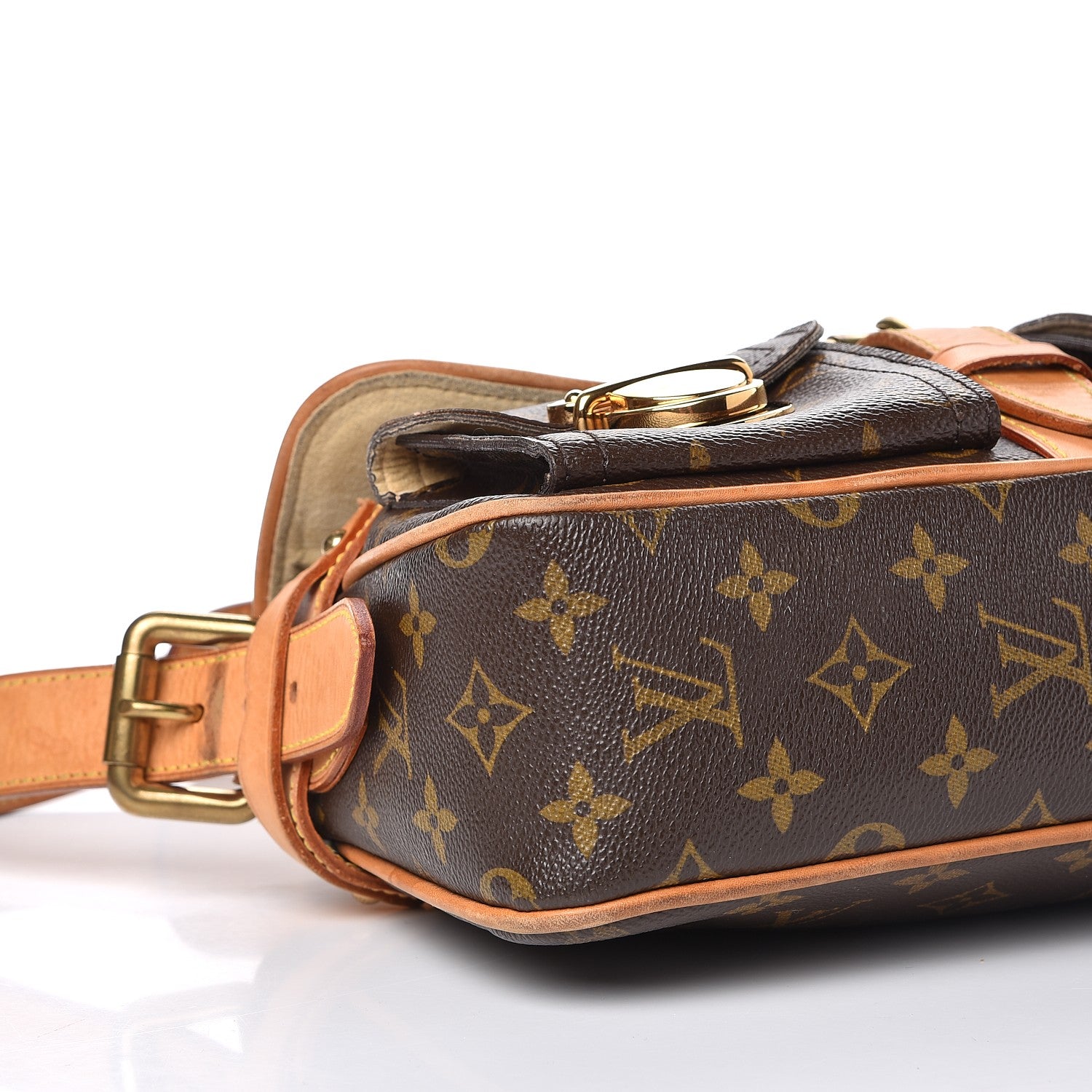 Louis Vuitton Monogram Hudson PM 15 of 20