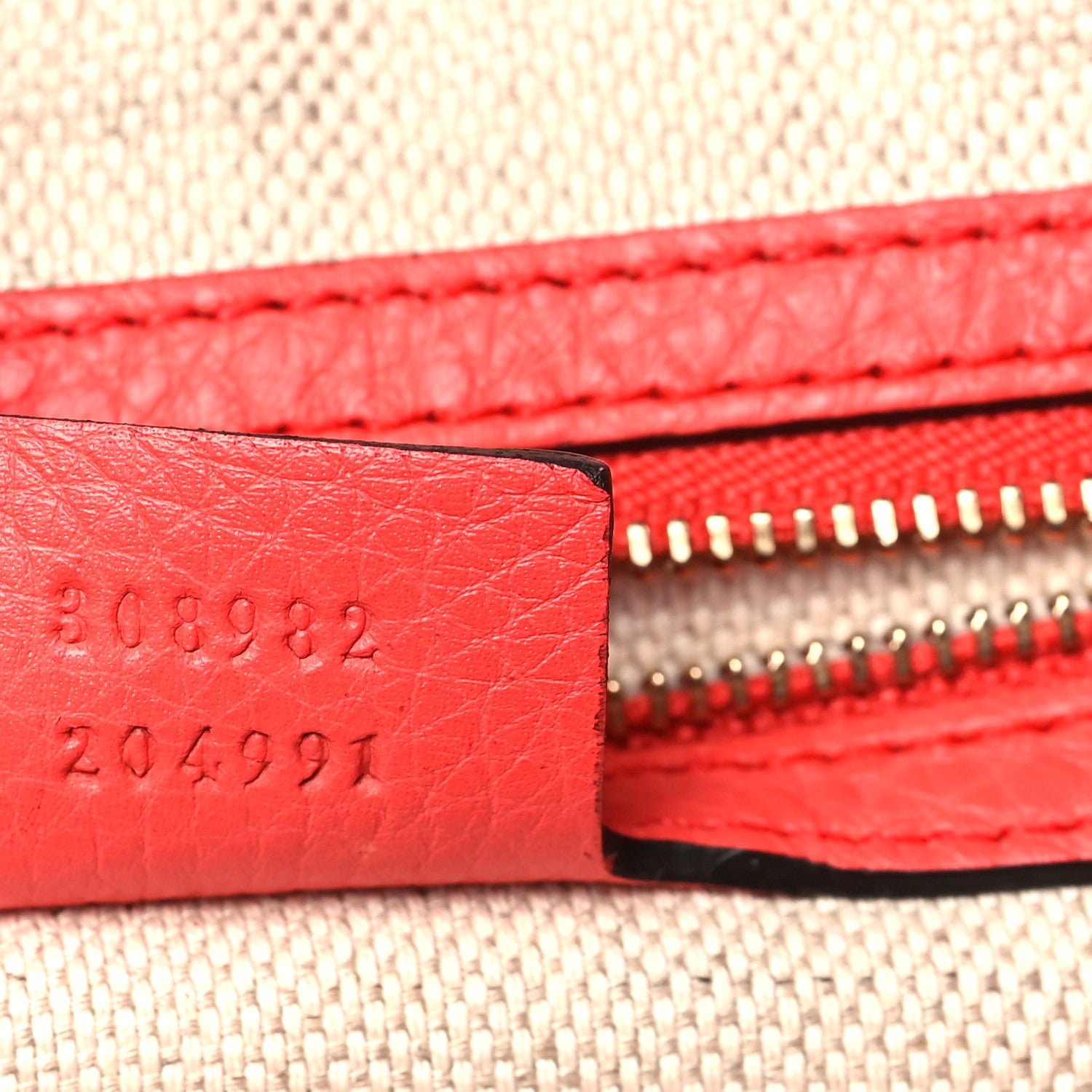 Gucci Pebbled Calfskin Medium Soho Chain Shoulder Bag Begonia Pink 7 of 10