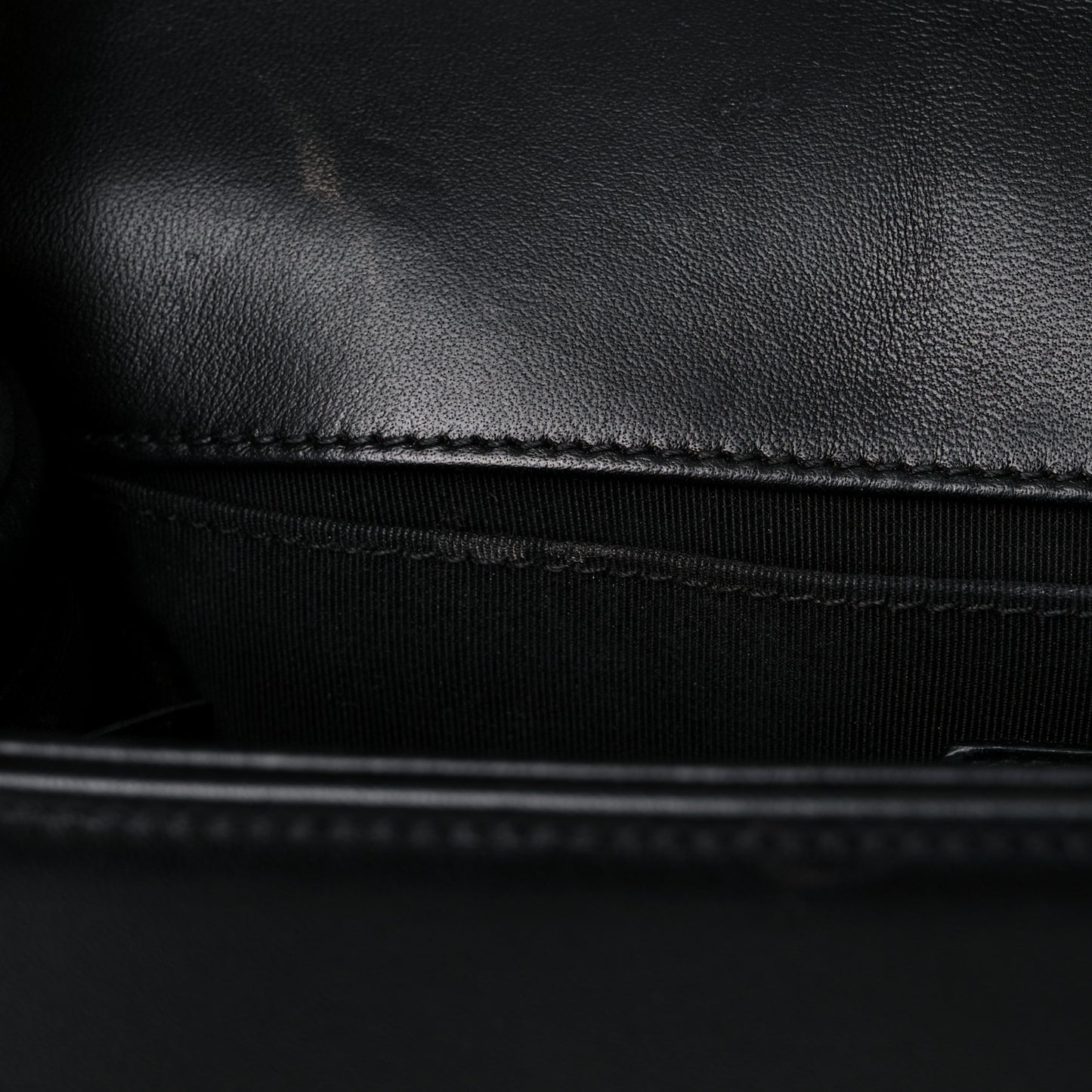Lambskin Quilted Medium Boy Flap Black