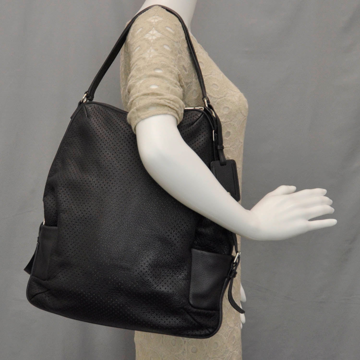 Saint Laurent Perforated Leather Zipped Tote Black 2 of 8