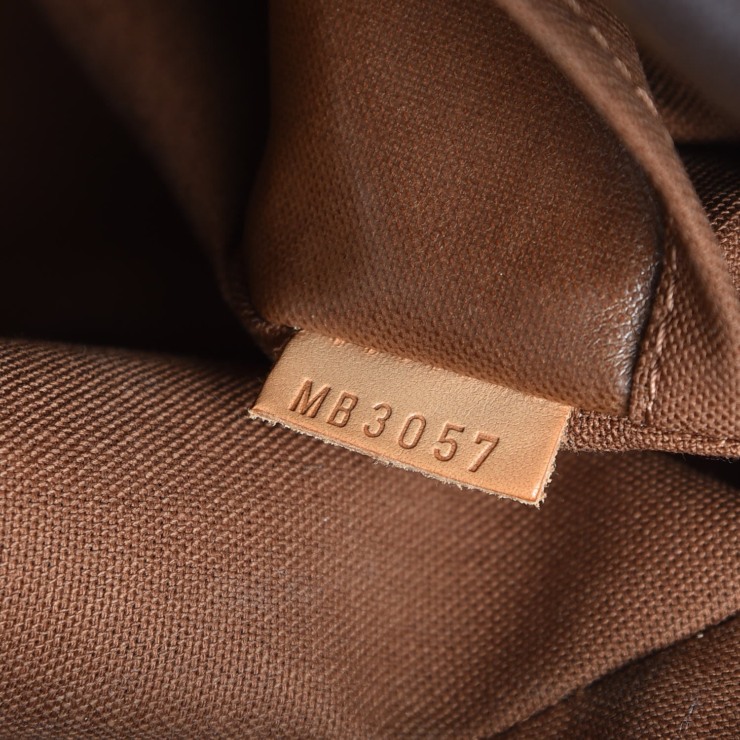 Louis Vuitton Monogram Eole 60 8 of 33