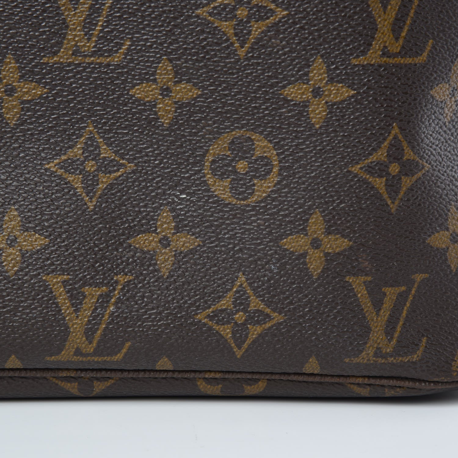 Louis Vuitton Monogram Neverfull MM 16 of 16