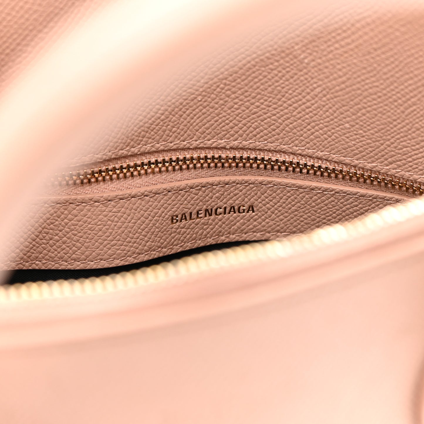 Grained Calfskin S Ville Top Handle Bag Beige Tapioca