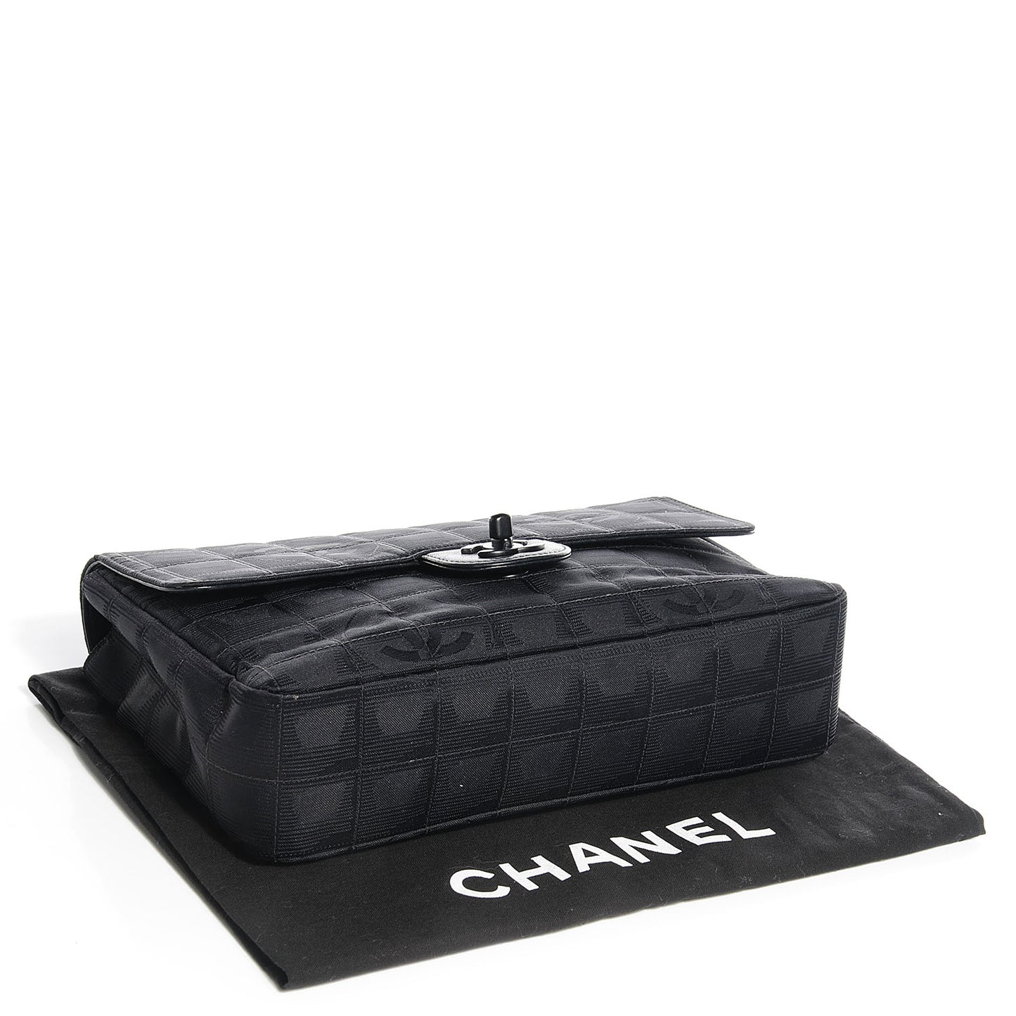 Nylon Travel Flap Black