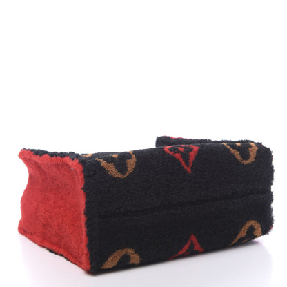 Louis Vuitton Shearling Monogram Giant Teddy Onthego GM Black Red 3 of 8