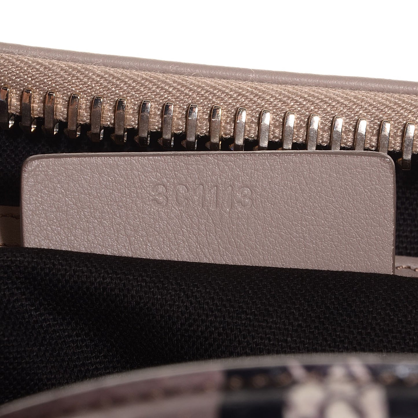 Calfskin Ayers Trim Medium Antigona Grey