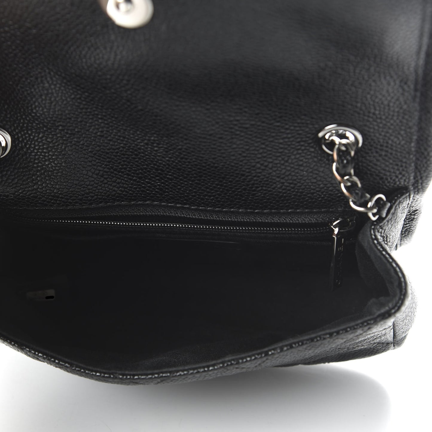 Caviar Small Natural Beauty Flap Black