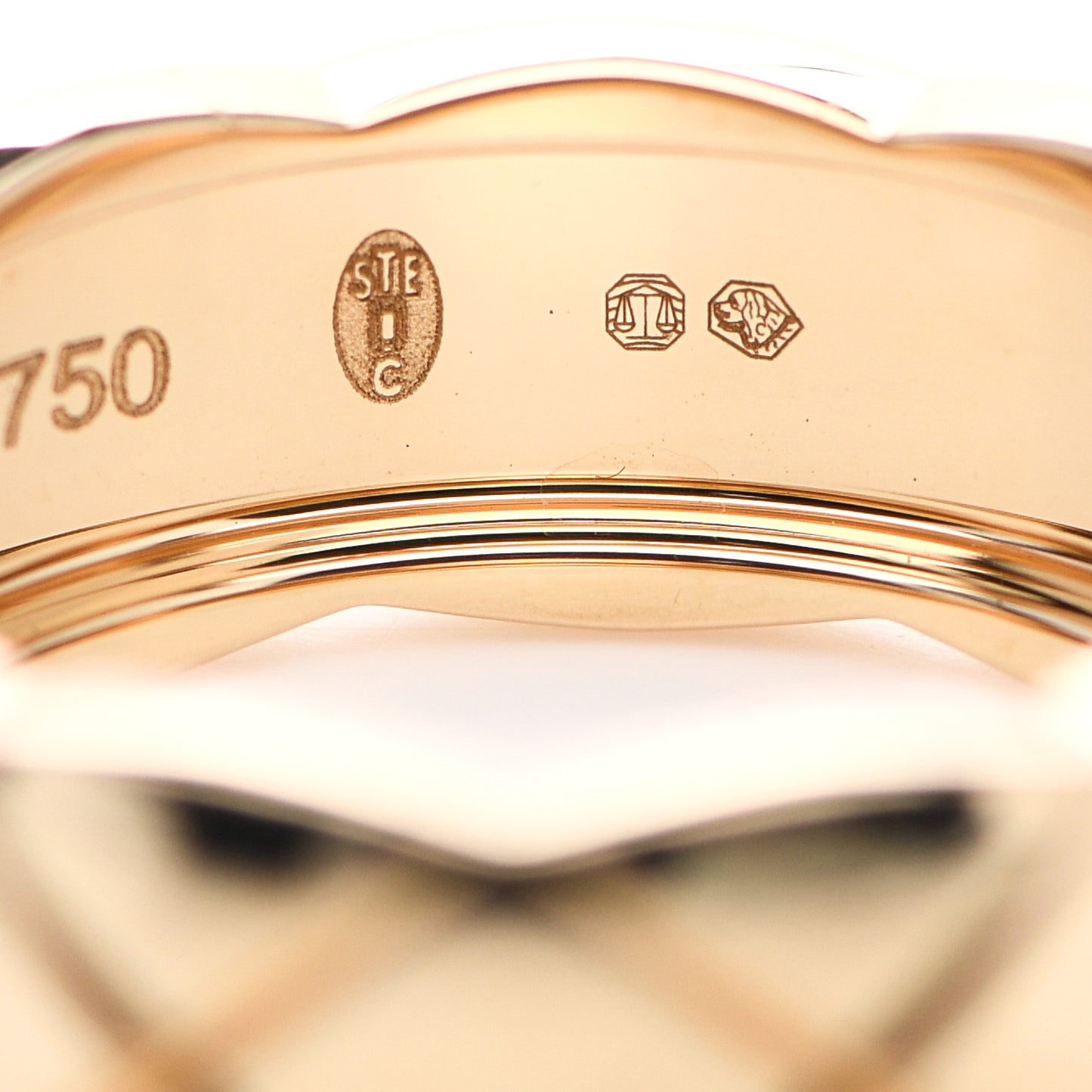 18K Yellow Gold Small Coco Crush Ring 49 4.75