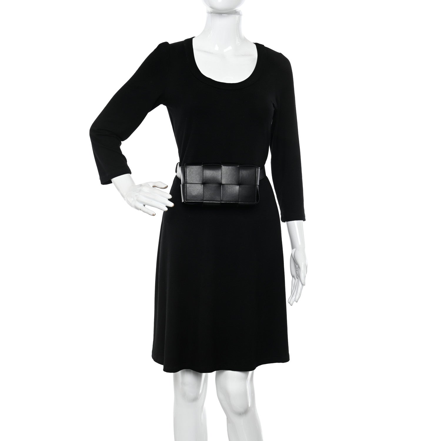 Bottega Veneta Nappa Maxi Intreccio The Belt Cassette Bag Black 2 of 10
