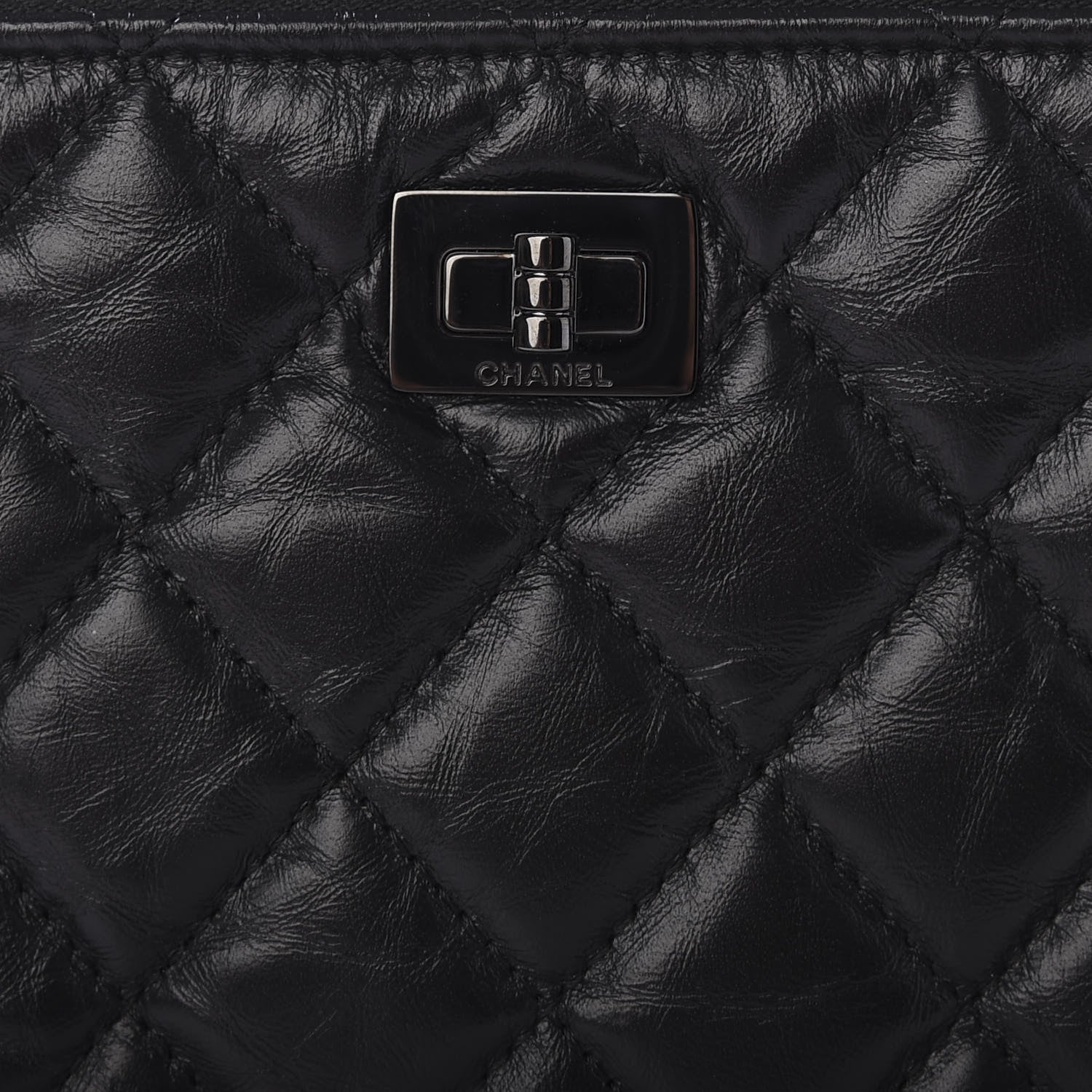 Chanel Aged Calfskin Quilted Medium Reissue Cosmetic Case So Black 7 of 8
