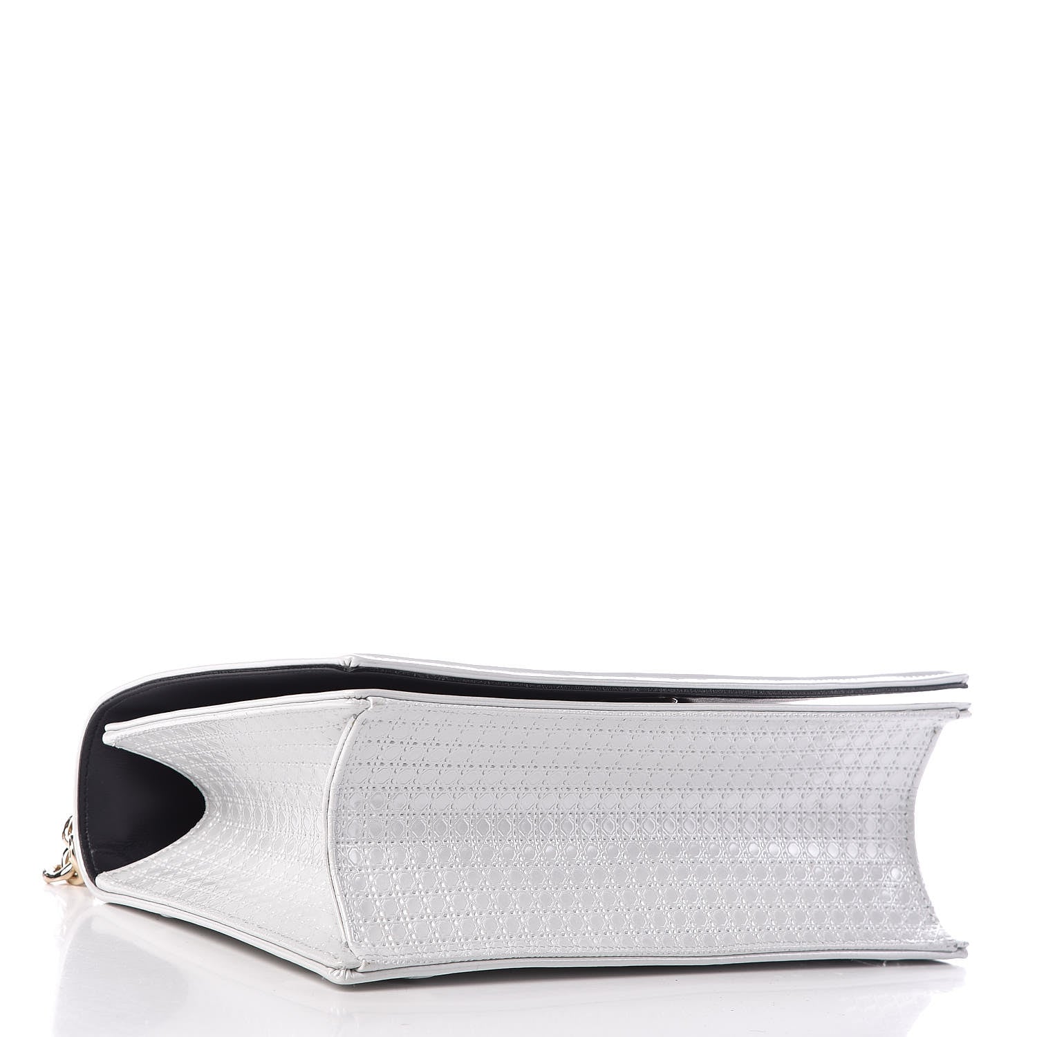 Christian Dior Patent Micro-Cannage Medium Diorama Flap Bag White 4 of 9