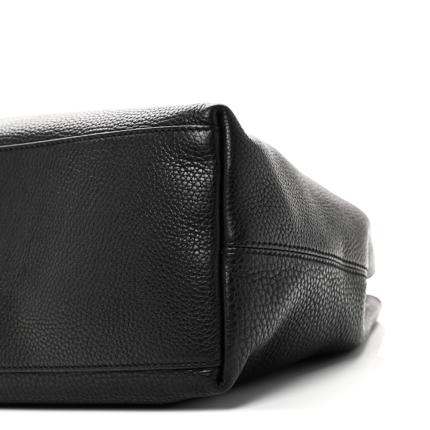 Pebbled Calfskin Medium Soho Chain Shoulder Bag Black