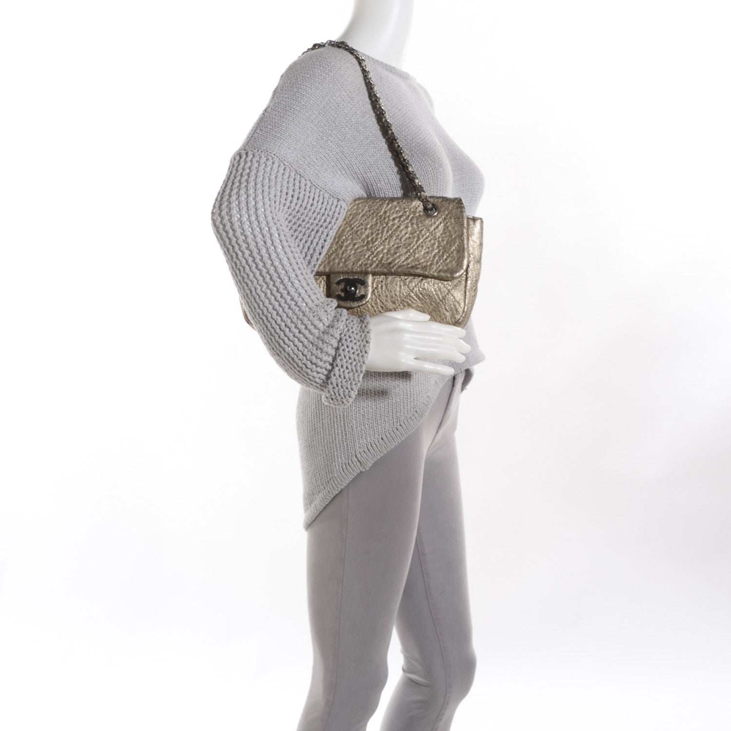 Chanel Distressed Lambskin Le Marais Ligne Flap Gold 3 of 10