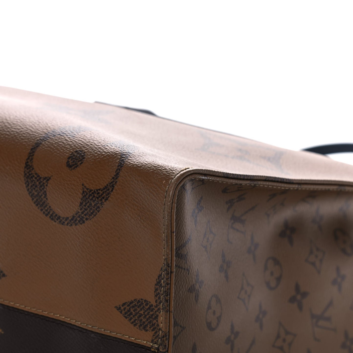Reverse Monogram Giant Onthego GM