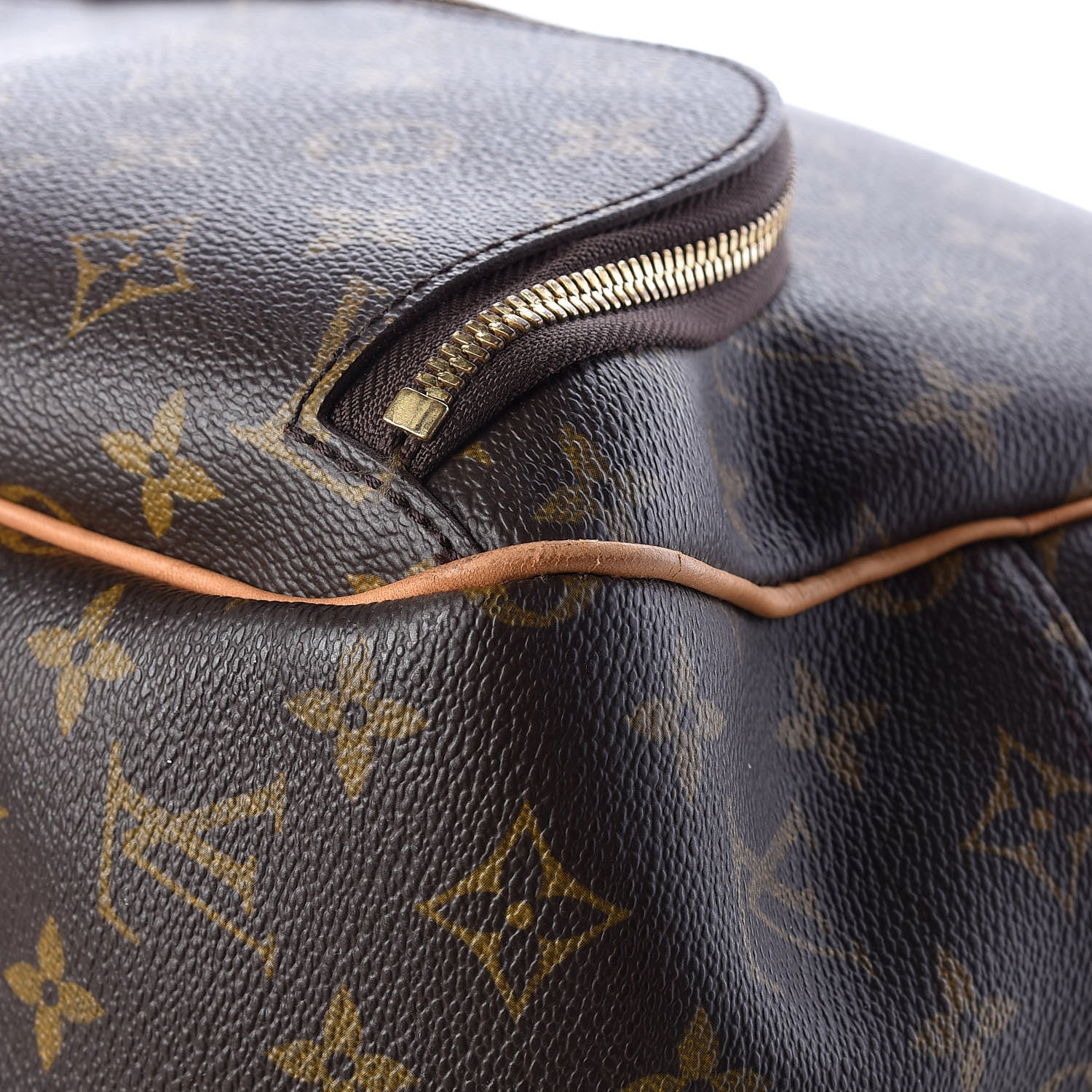 Louis Vuitton Monogram Evasion Sports Bag 11 of 23