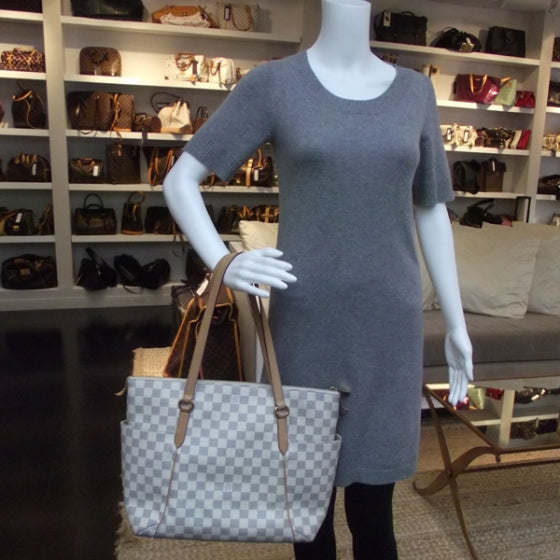 Louis Vuitton Damier Totally MM 2 of 10