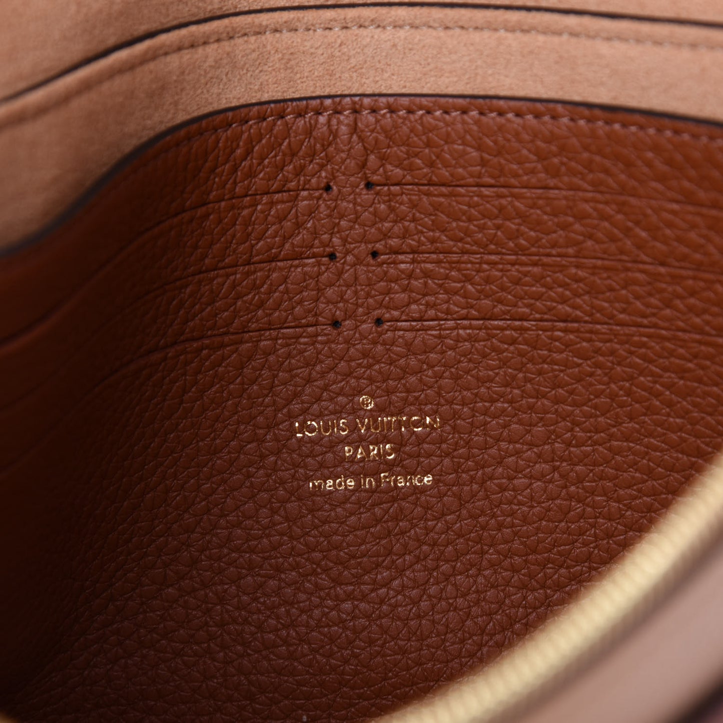 Soft Calfskin My Lockme Pochette Arizona Quartz Caramel