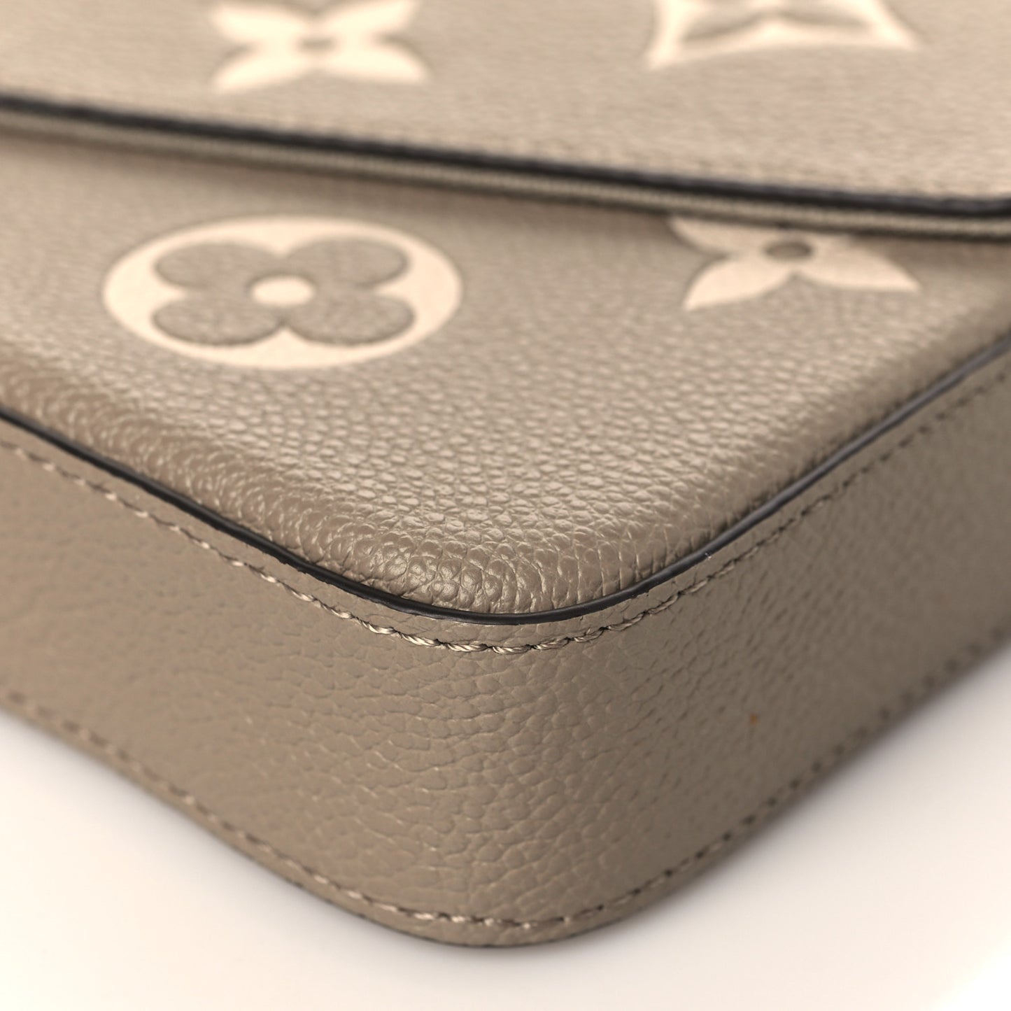 Empreinte Monogram Giant Felicie Pochette Tourterelle Creme
