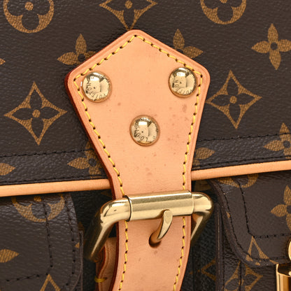 Louis Vuitton Monogram Hudson PM 11 of 13
