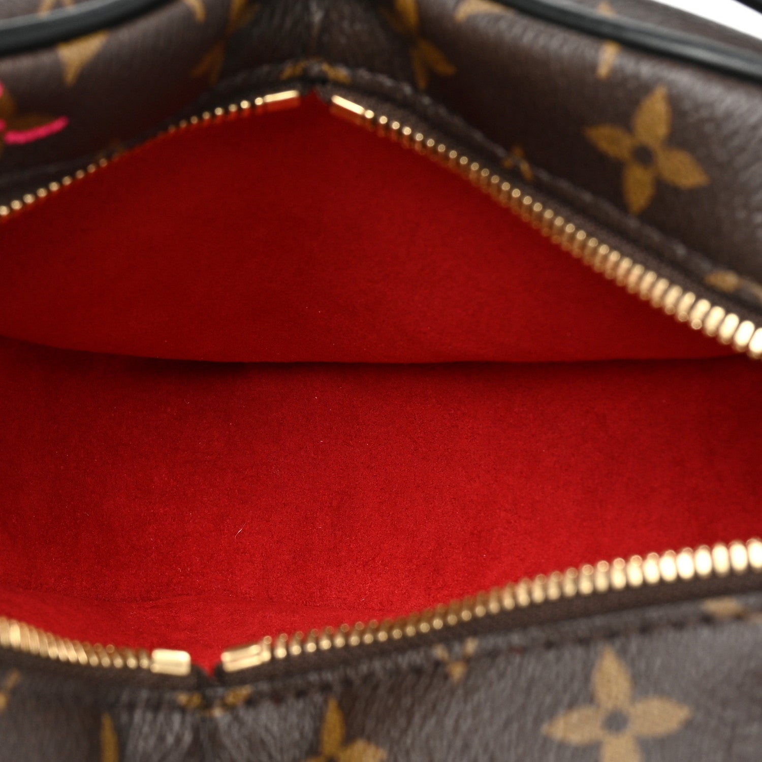 Louis Vuitton Monogram Fall In Love Sac Coeur 6 of 8