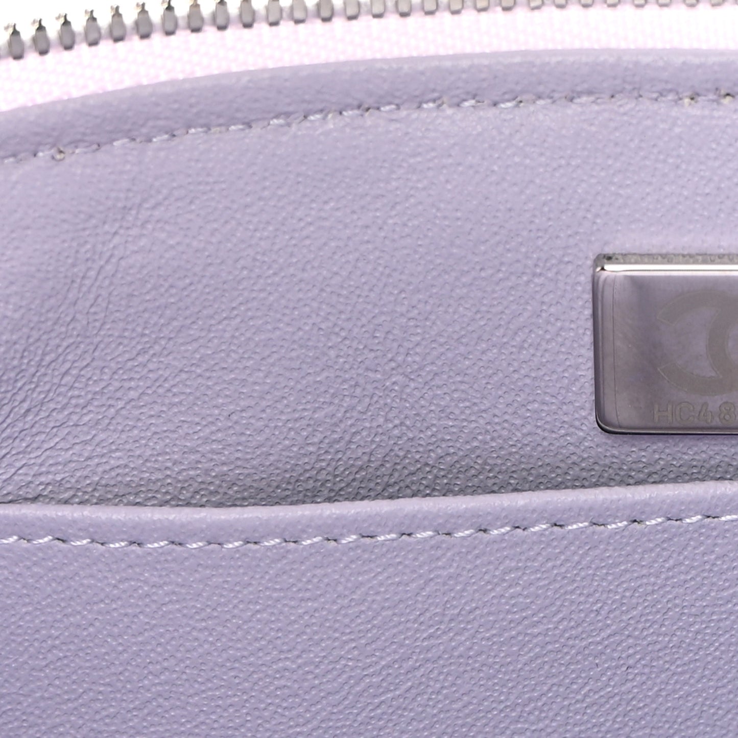 Caviar Quilted Small Top Handle Vanity Case With Chain Light Purple