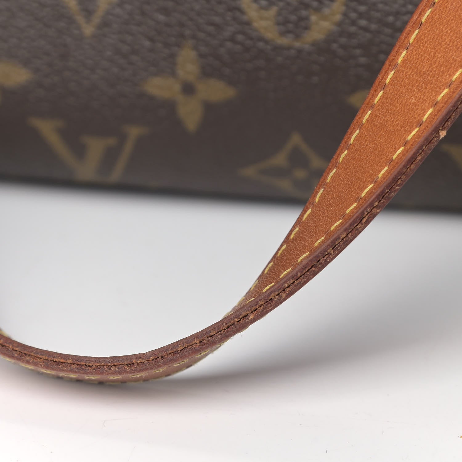 Louis Vuitton Monogram Totally MM 10 of 10