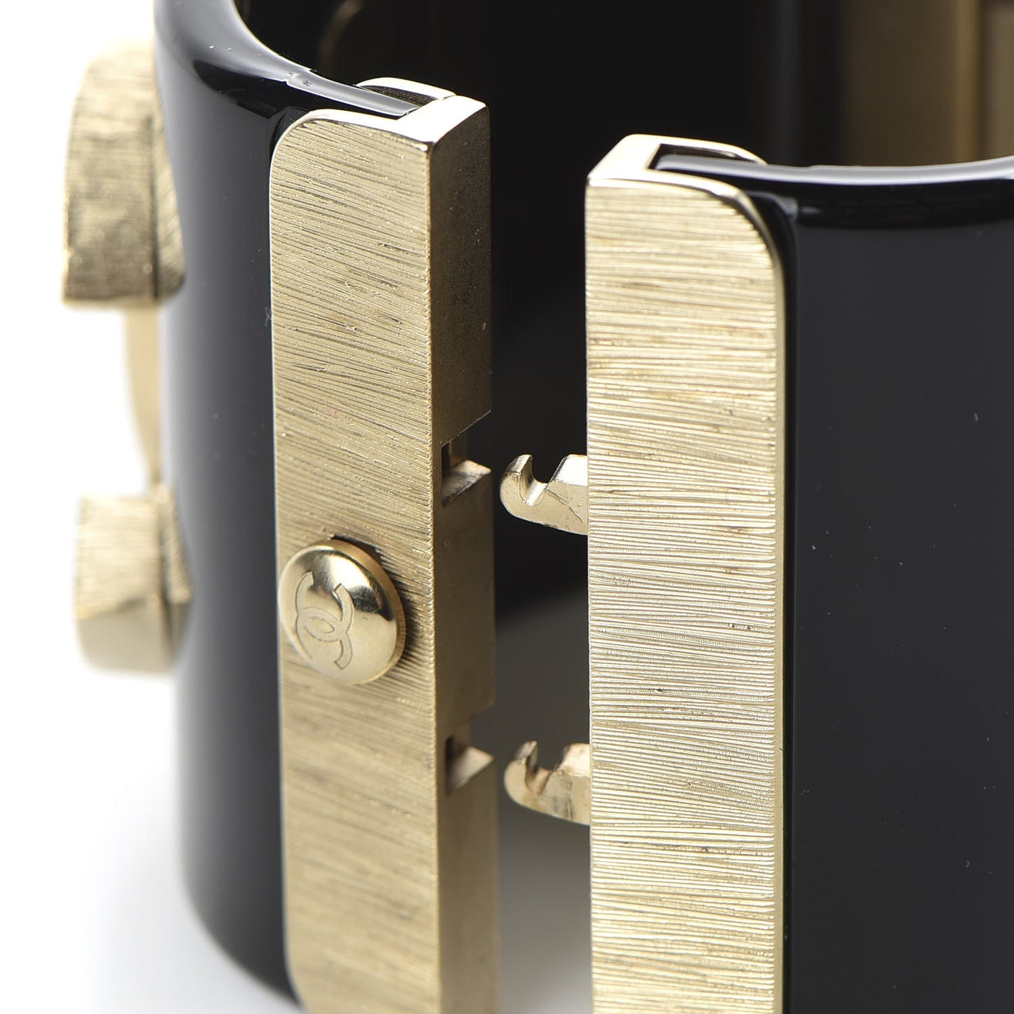 Resin Quilted CC Cuff Black Gold