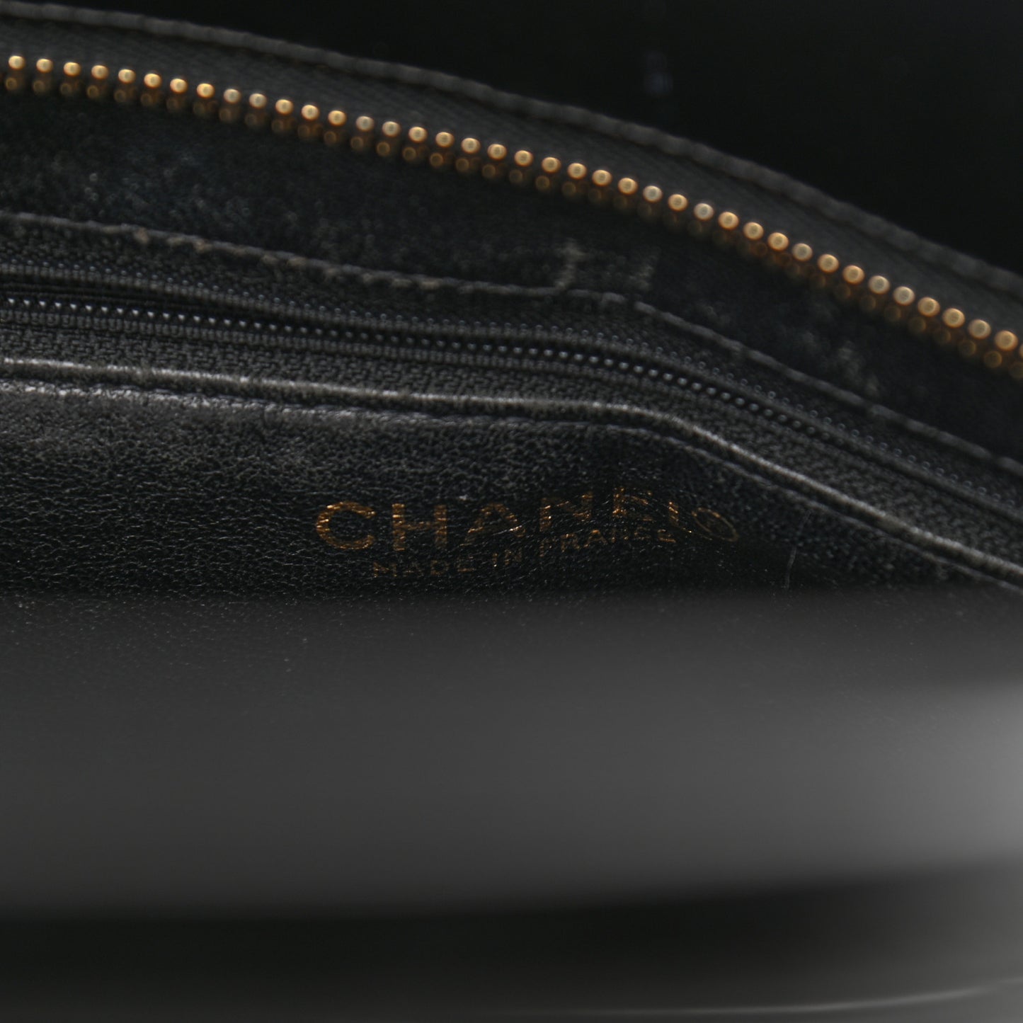 Patent Medallion Tote Black