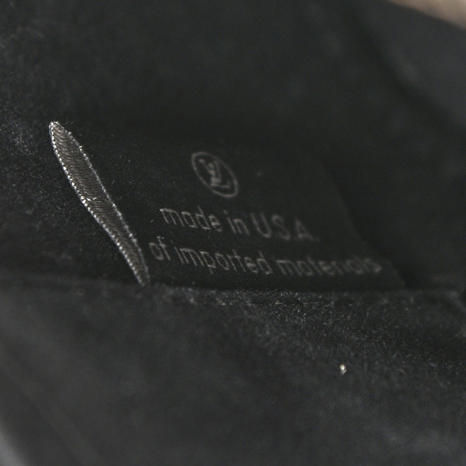 Louis Vuitton Vernis Alma BB Noir Magnetique 7 of 12