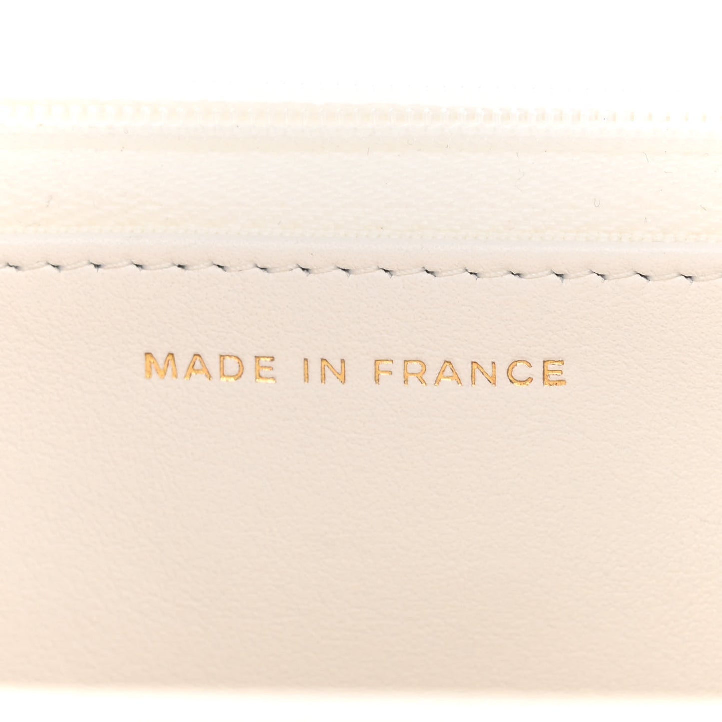 Caviar Quilted Wallet On Chain WOC White