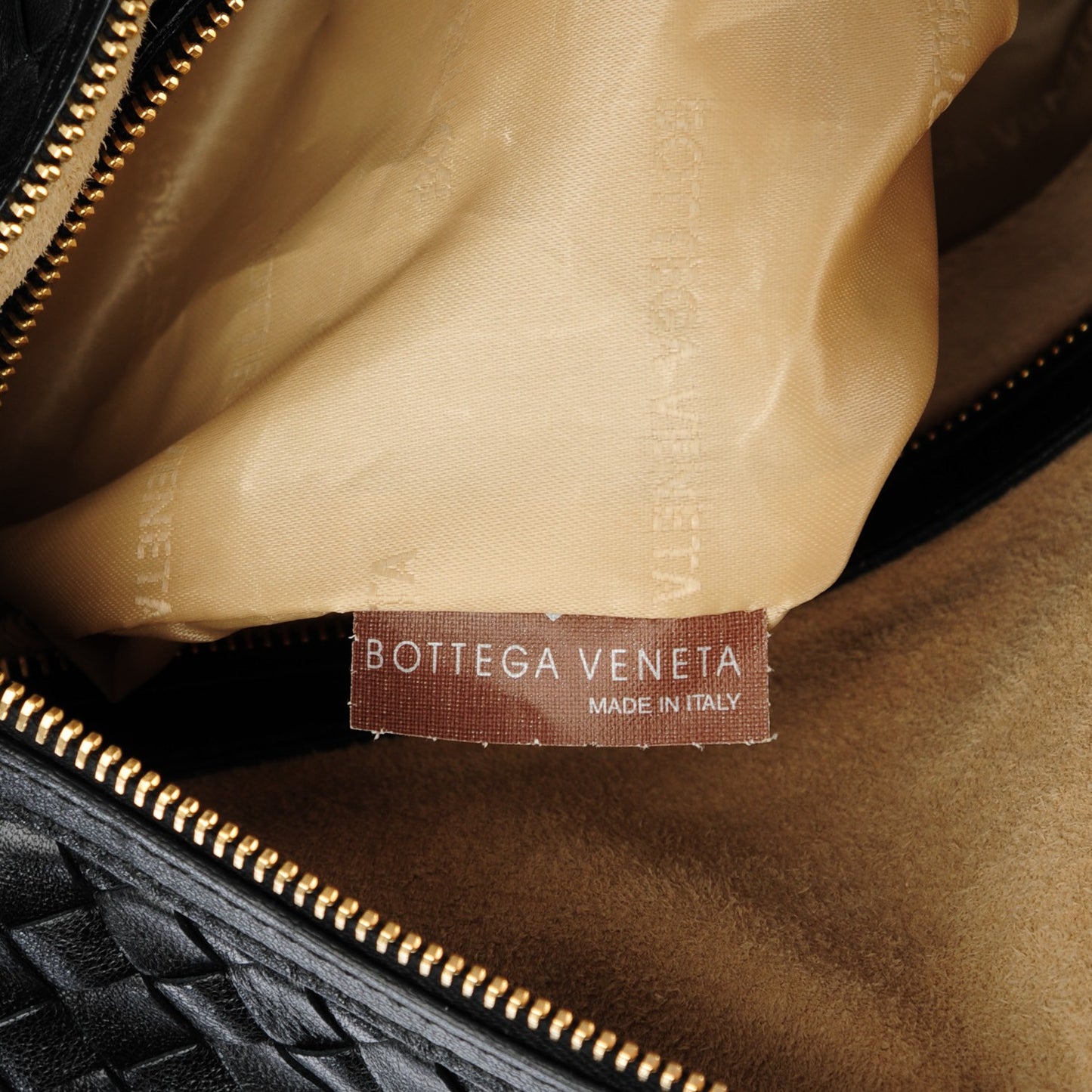 Vintage Nappa Intrecciato Shoulder Bag Nero Black