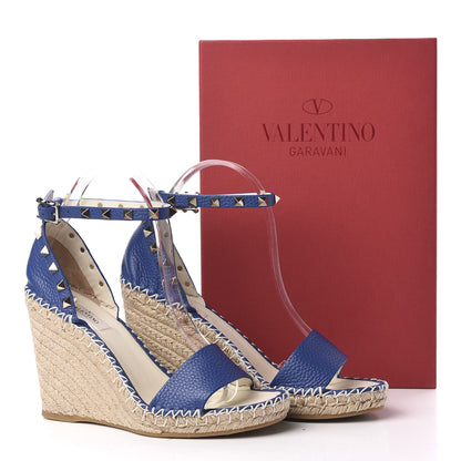 Valentino Garavani Grained Calfskin Rockstud Ankle Strap Espadrille 15/105mm Wedge Sandals 38 Blu Delft Natural 8 of 8