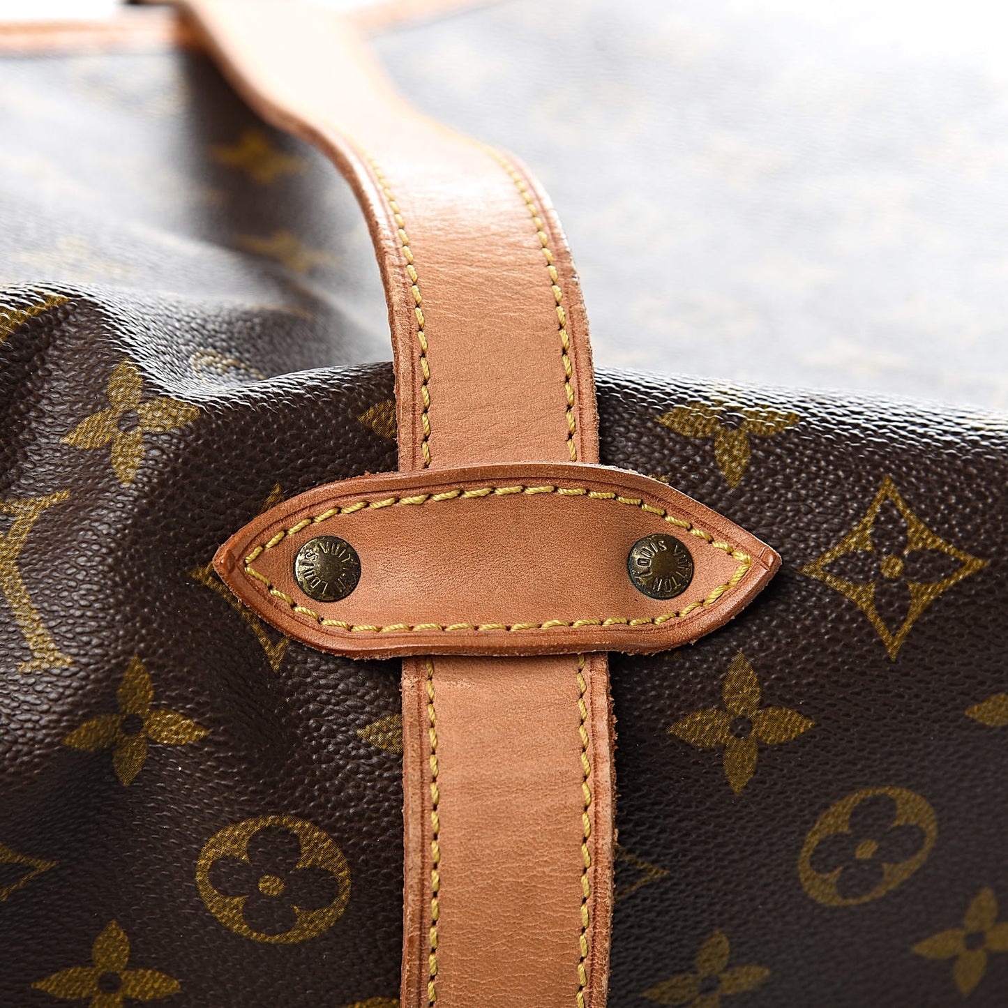 Monogram Saumur 43