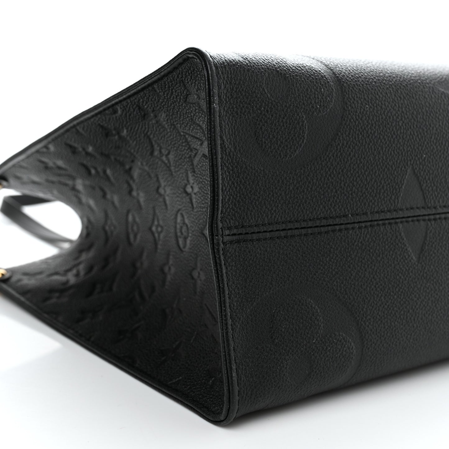 Empreinte Monogram Giant Onthego MM Black