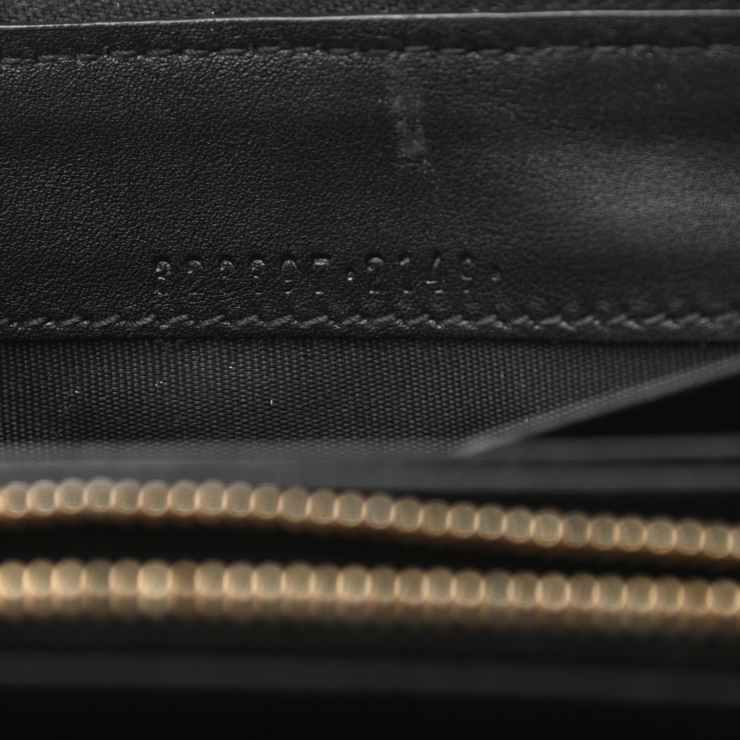 Guccissima Signature Microguccissima Bree Zip Around Wallet Black