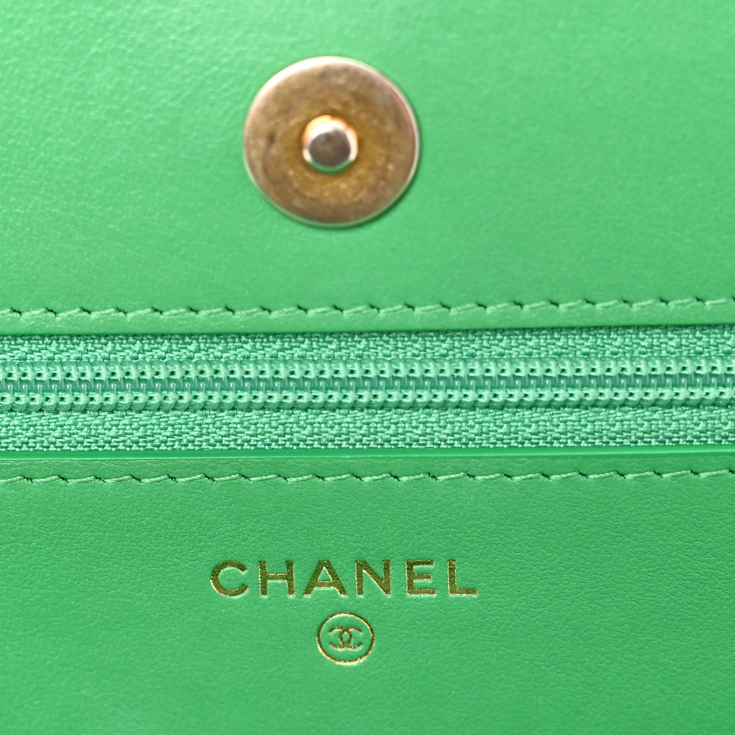 Chanel Shiny Goatskin Quilted Chanel 19 Wallet On Chain WOC Green 6 of 12