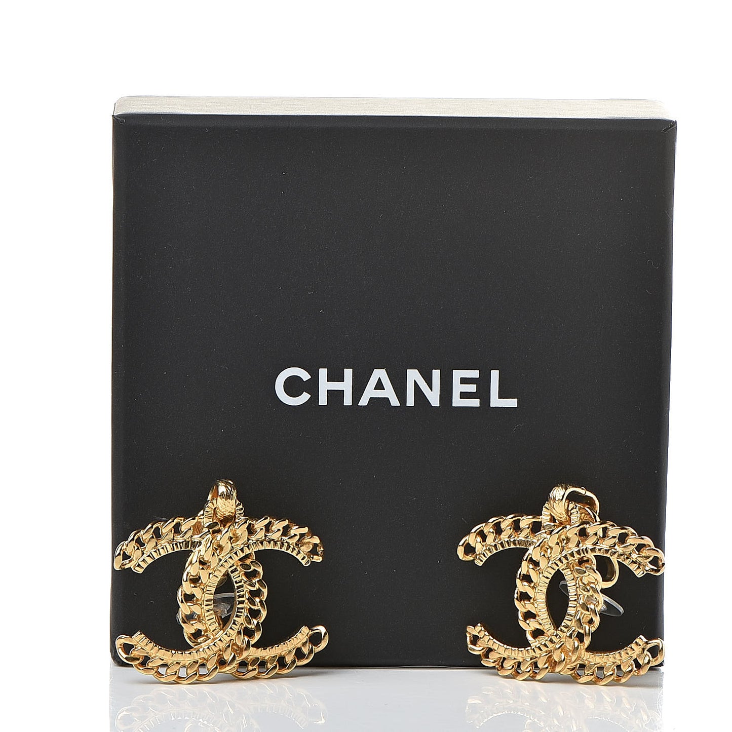 Metal CC Chain Drop Earrings Gold