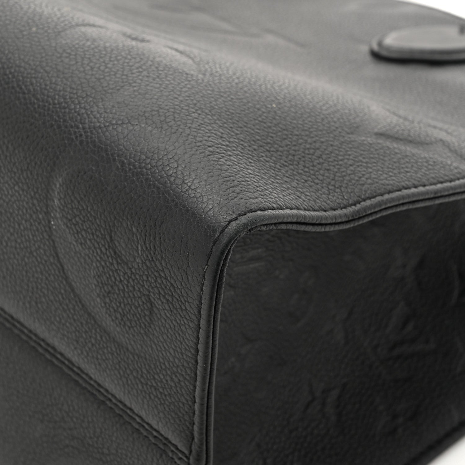 Louis Vuitton Empreinte Monogram Giant Onthego PM Black 11 of 16