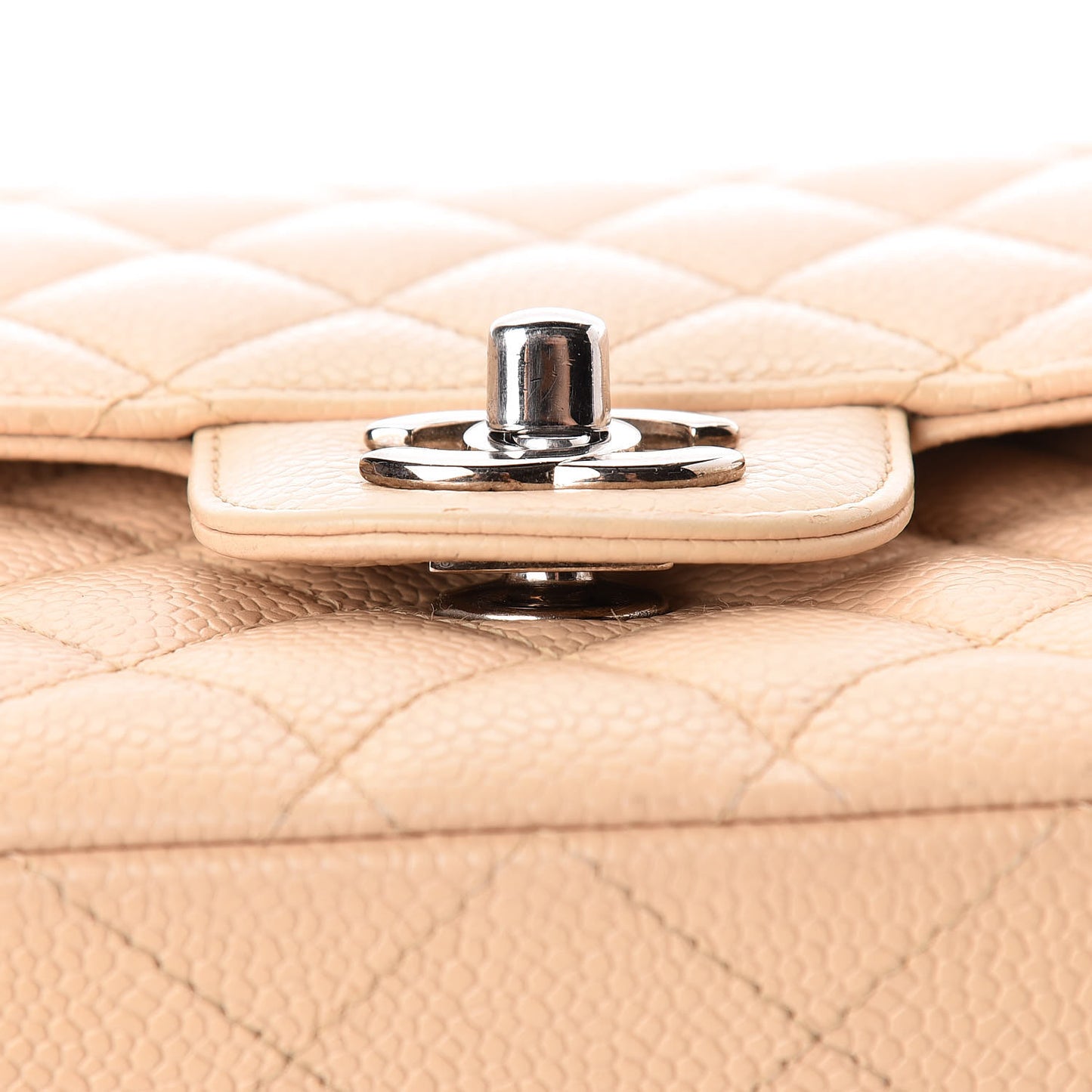 Caviar Quilted Medium Double Flap Beige Clair