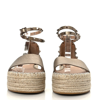 Valentino Garavani Metallic Grained Calfskin Rockstud Ankle Wrap Espadrille Flatform Sandals 40 Skin Natural 2 of 8