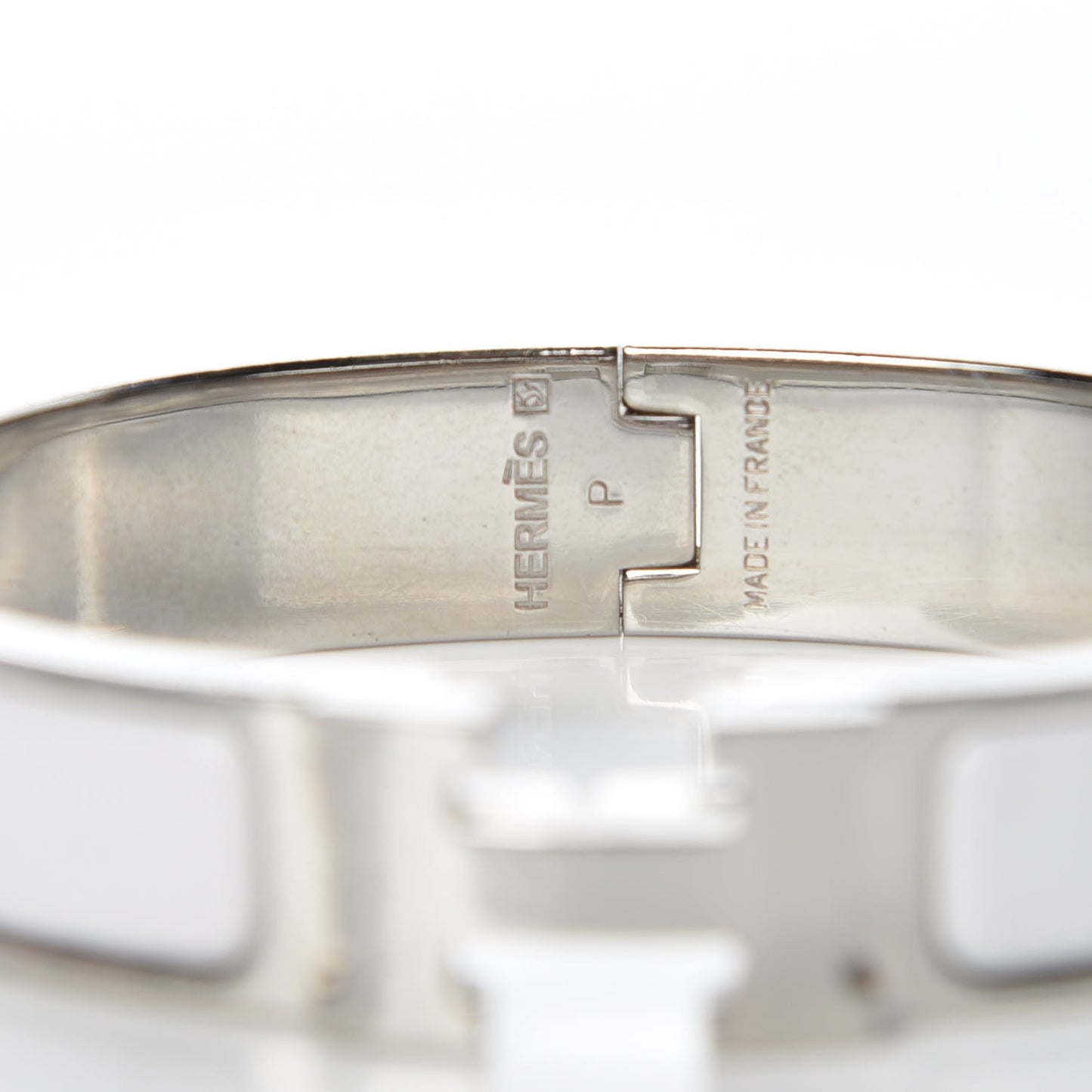 Enamel Narrow Clic Clac H Bracelet PM White