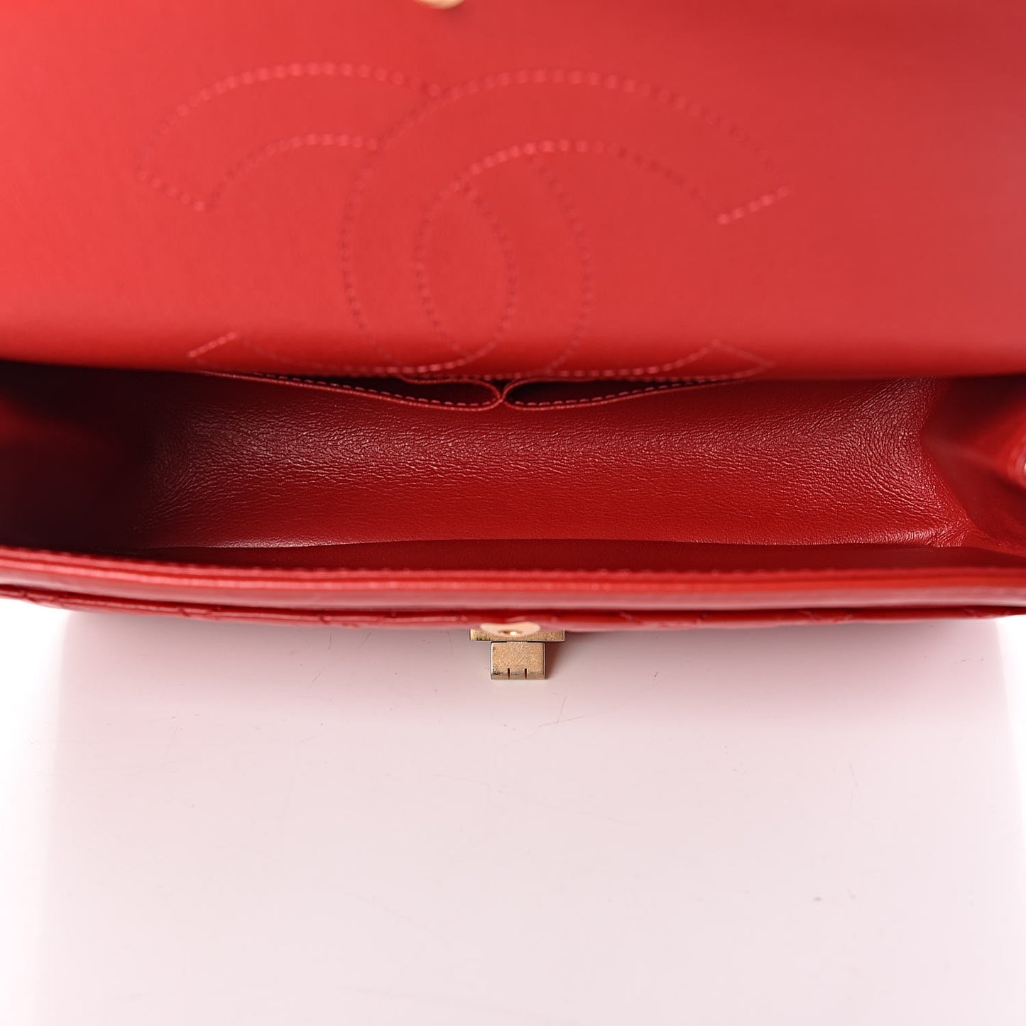 Aged Calfskin Quilted 2.55 Reissue 225 Flap Red