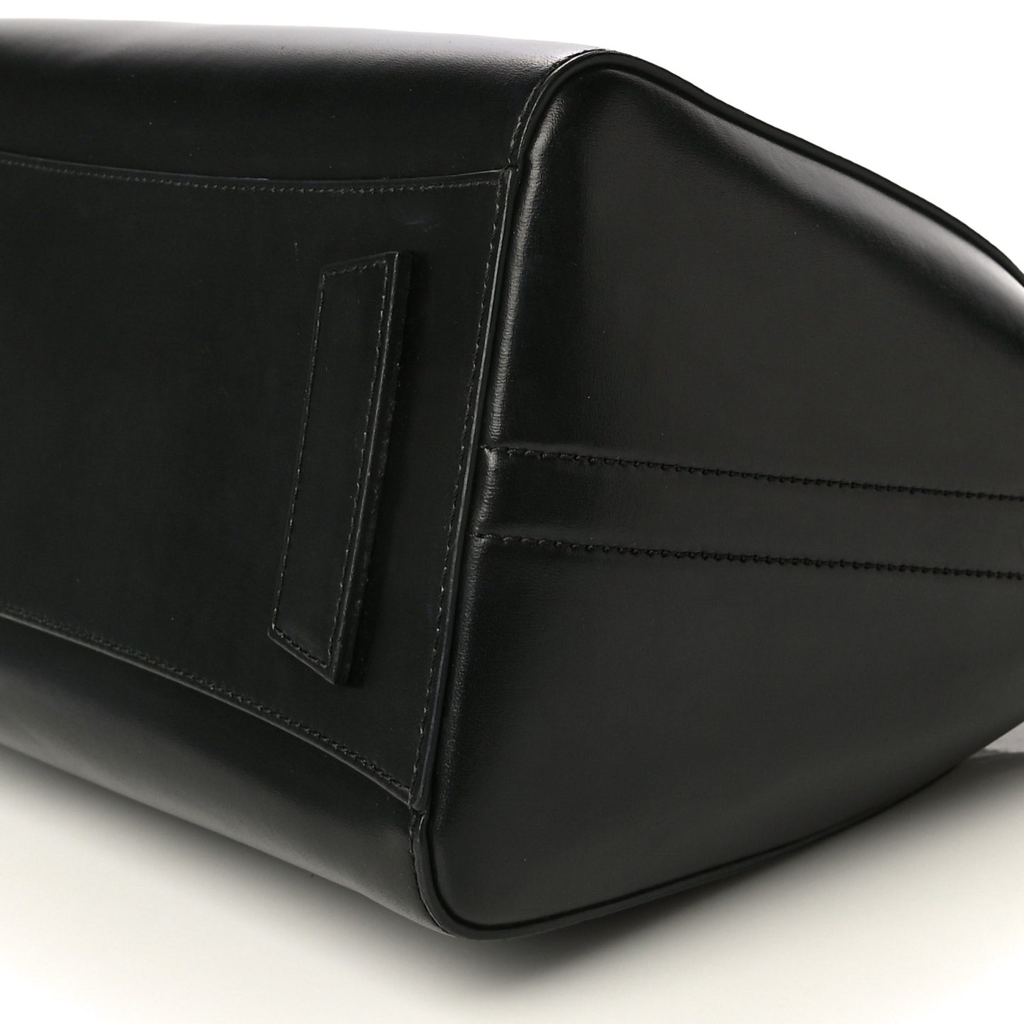 Shiny Lord Calfskin Small Antigona Black