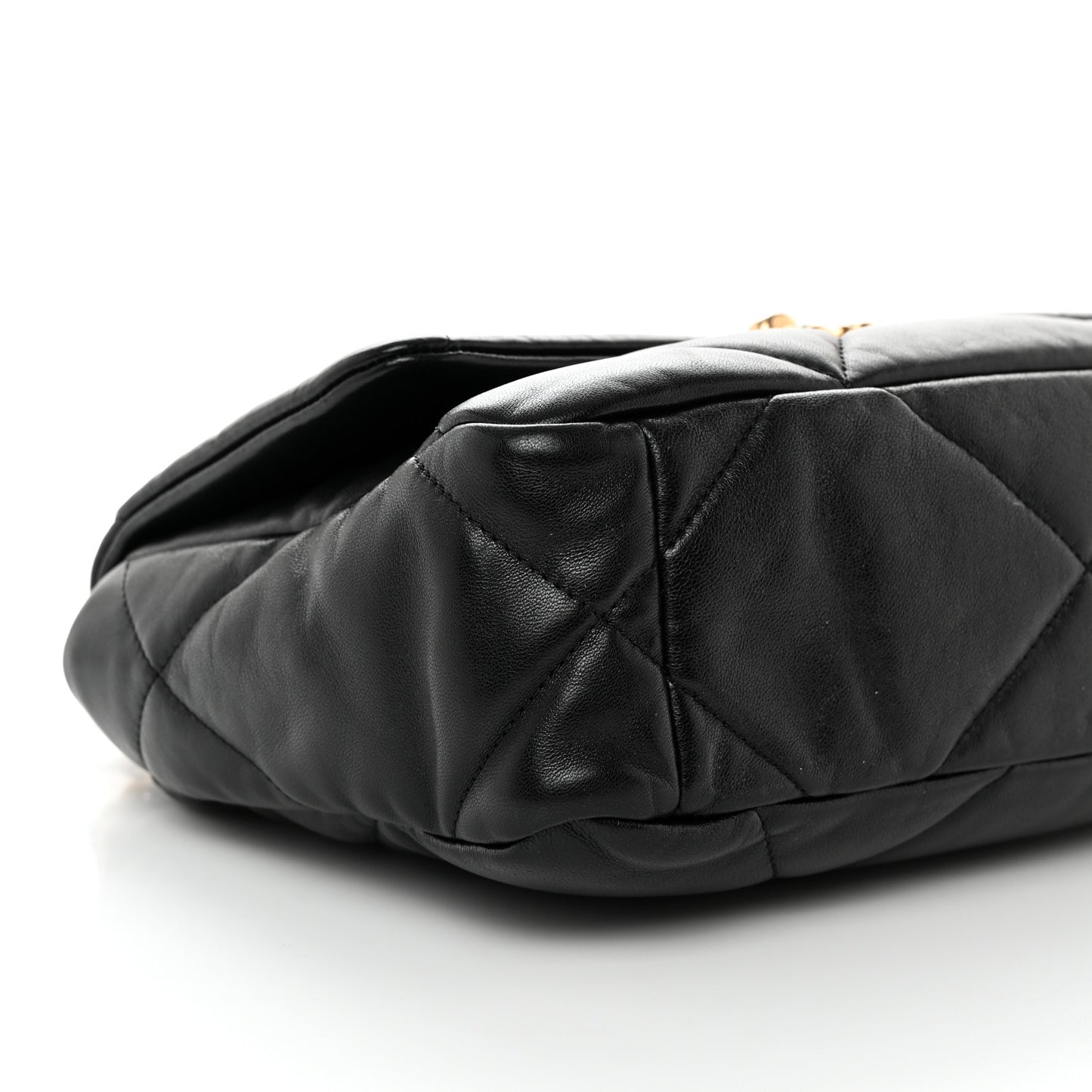 Lambskin Quilted Medium Chanel 19 Flap Black