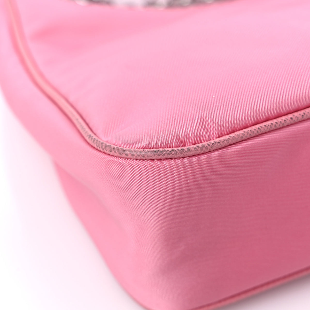 Nylon Re-Edition 2005 Shoulder Bag Begonia