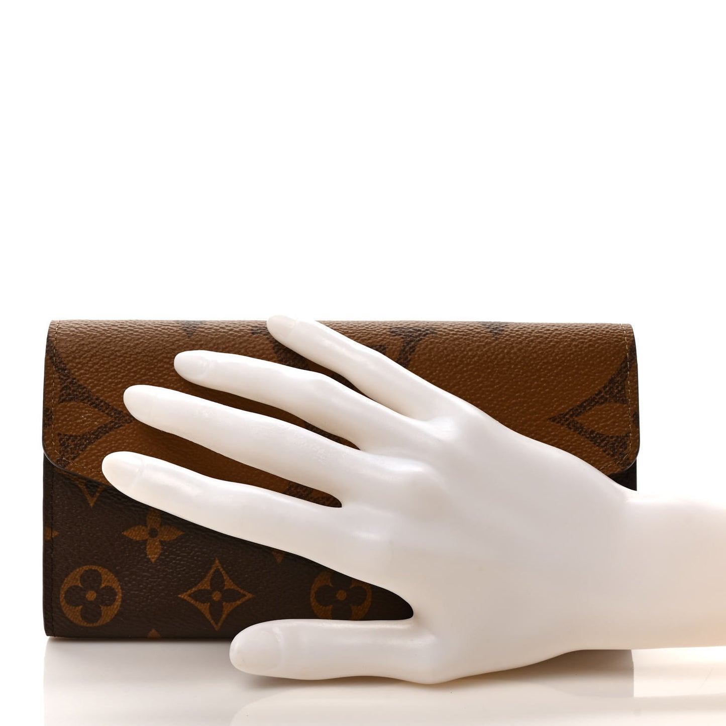 Reverse Monogram Giant Sarah Wallet