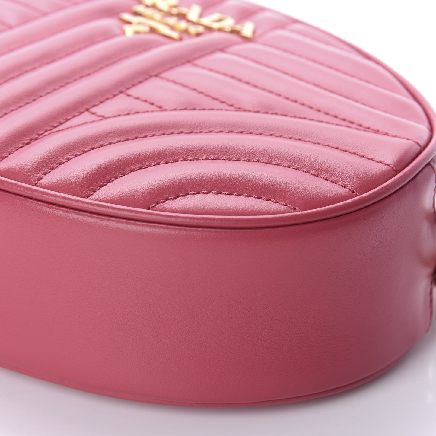 Soft Calfskin Impunture Diagramme Chain Crossbody Peonia